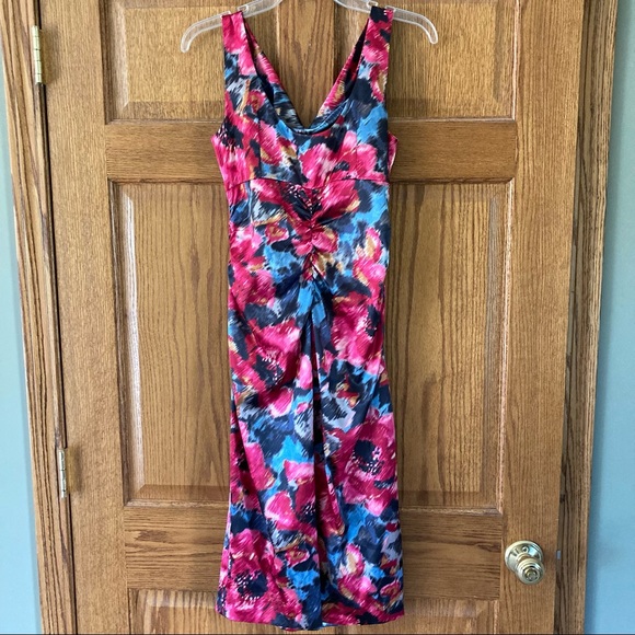 Maggy London Pretty Floral Dress 8 - Picture 4 of 10